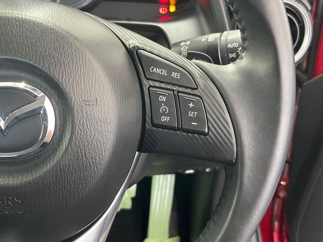�y�N���[�Y�R���g���[���z�������H�����N���N���s�B�A�N�Z���𗣂��Ă���葬�x�ő��s���ł��A�������^�]���̕��S���y��!�����E�������ȒP�ȃX�C�b�`����Œ����ł��܂��B