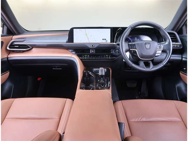 クラウンスポーツ2.5 Z E-Four 4WD