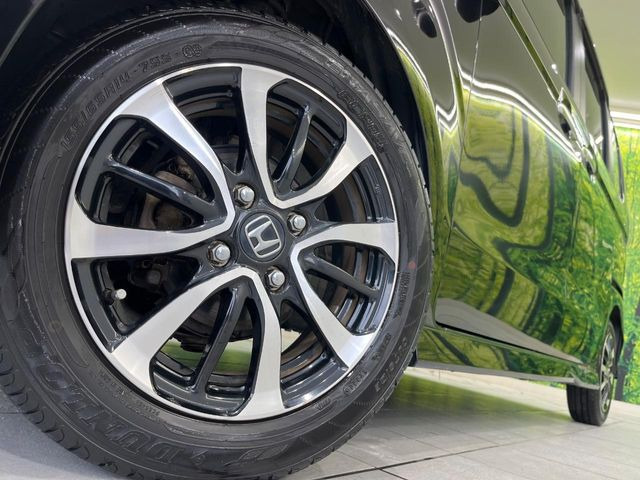 �y����14�C���`�A���~�z�C�[���z�O�ςɃ}�b�`���������A���~�z�C�[���𑕒����Ă���܂��B�e��ЊO�A���~�z�C�[����A�X�^�b�h���X�^�C�����戵�����Ă���܂��B���񂲑��k����������