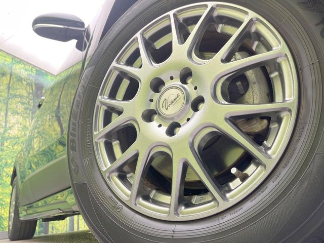 �y16�C���`�A���~�z�C�[���z�O�ςɃ}�b�`�����A���~�z�C�[���𑕒����Ă���܂��B�e��A���~�z�C�[����A�X�^�b�h���X�^�C�����戵�����Ă���܂��B���񂲑��k����������