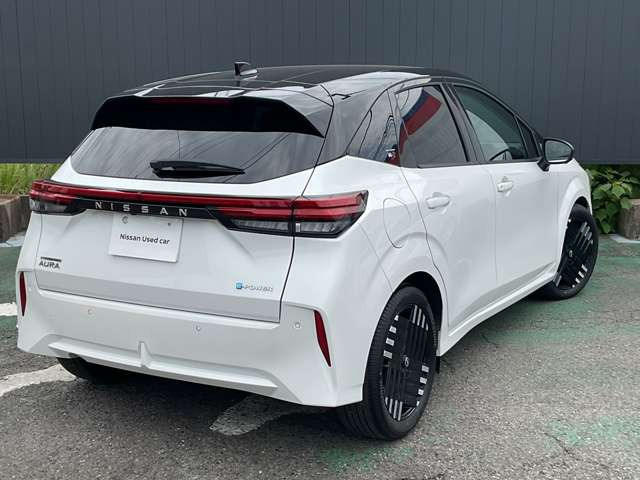 ノートオーラ1.2 G レザーエディション
