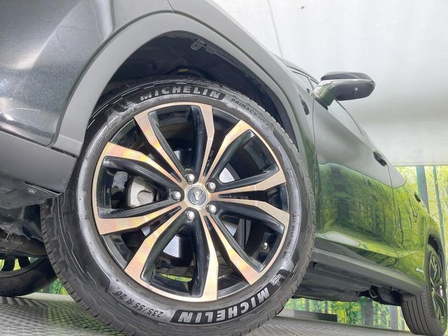 �y�����A���~�z�C�[���z�O�ςɃ}�b�`���������A���~�z�C�[���𑕒����Ă���܂��B�e��ЊO�A���~�z�C�[����A�X�^�b�h���X�^�C�����戵�����Ă���܂��B���񂲑��k����������