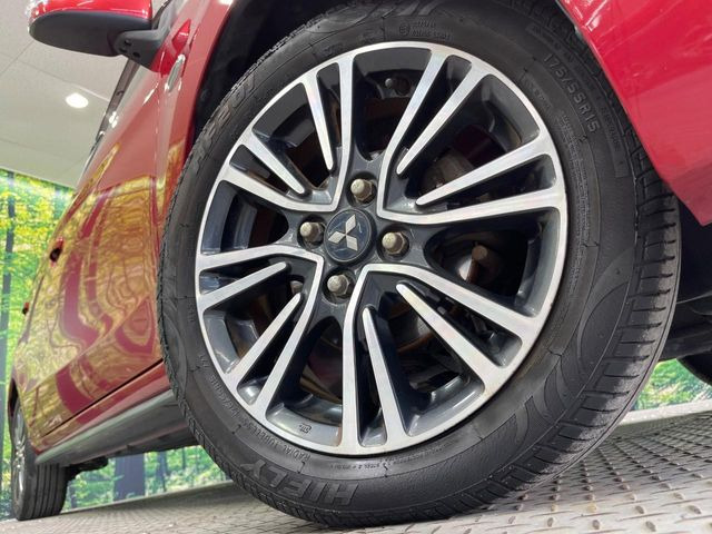 �y����15�C���`�A���~�z�C�[���z�O�ςɃ}�b�`���������A���~�z�C�[���𑕒����Ă���܂��B�e��ЊO�A���~�z�C�[����A�X�^�b�h���X�^�C�����戵�����Ă���܂��B���񂲑��k����������