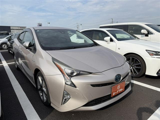 プリウス1.8 A プレミアム ツーリングセレクション