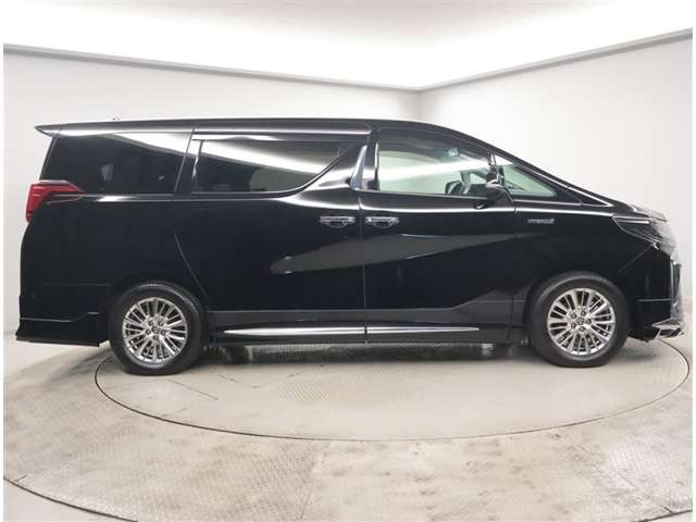 アルファードハイブリッド 2.5 SR E-Four 4WD