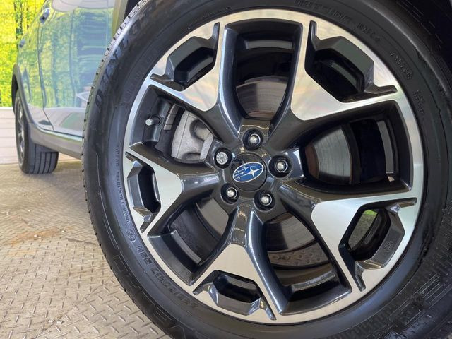 �y����17�C���`�A���~�z�C�[���z�O�ςɃ}�b�`���������A���~�z�C�[���𑕒����Ă���܂��B�e��ЊO�A���~�z�C�[����A�X�^�b�h���X�^�C�����戵�����Ă���܂��B���񂲑��k����������