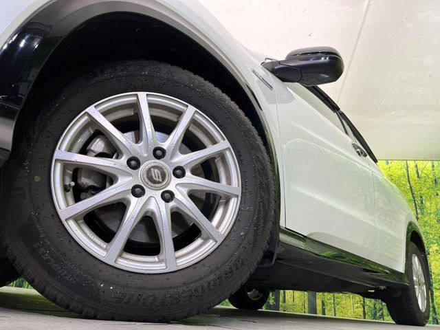 �y16�C���`�A���~�z�C�[���z�O�ςɃ}�b�`�����A���~�z�C�[���𑕒����Ă���܂��B�e��A���~�z�C�[����A�X�^�b�h���X�^�C�����戵�����Ă���܂��B���񂲑��k����������