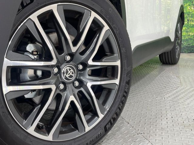 �y����18�C���`�A���~�z�C�[���z�O�ςɃ}�b�`���������A���~�z�C�[���𑕒����Ă���܂��B�e��ЊO�A���~�z�C�[����A�X�^�b�h���X�^�C�����戵�����Ă���܂��B���񂲑��k����������
