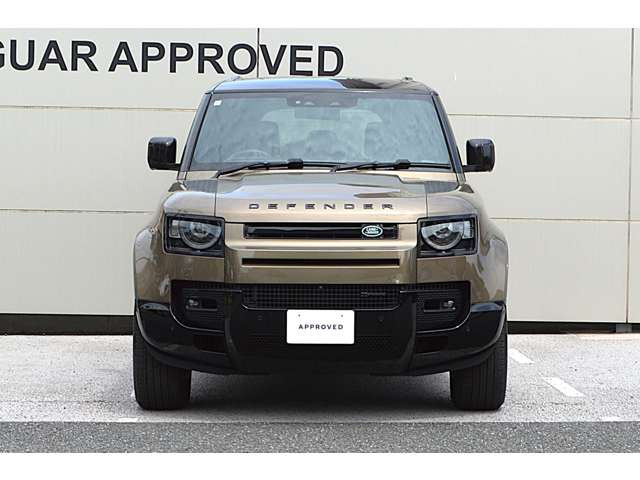 ディフェンダー110 X ダイナミック HSE 3.0L D300 ディーゼル 4WD