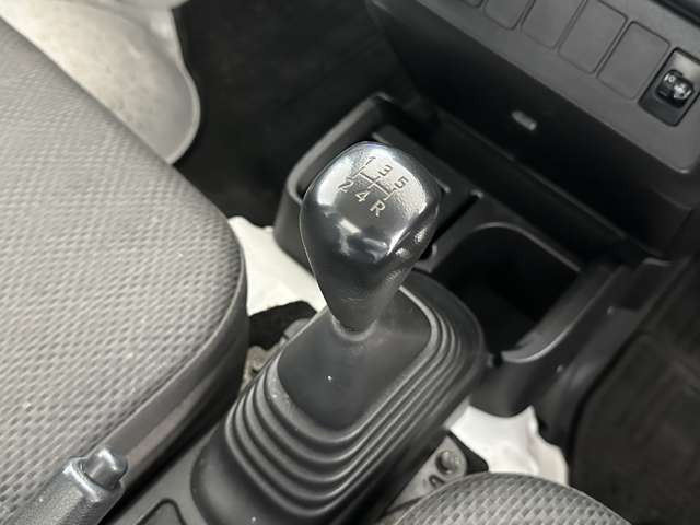納車前には全車専用機械でクリーニングおこなっています!隅々までキレイに仕上げてからお渡しします!