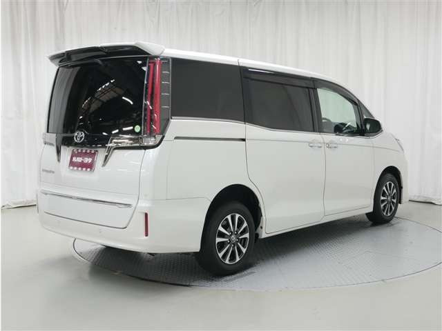 エスクァイア2.0 Gi 4WD