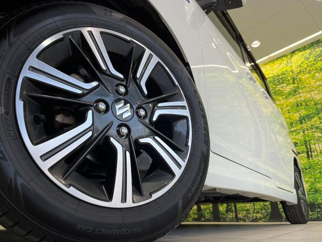 �y����15�C���`�A���~�z�C�[���z�O�ςɃ}�b�`���������A���~�z�C�[���𑕒����Ă���܂��B�e��ЊO�A���~�z�C�[����A�X�^�b�h���X�^�C�����戵�����Ă���܂��B���񂲑��k����������