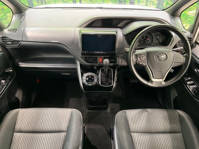 ヴォクシー2.0 ZS 煌