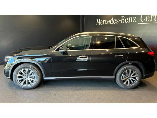 GLC220d 4マチック コア (ISG) 4WD