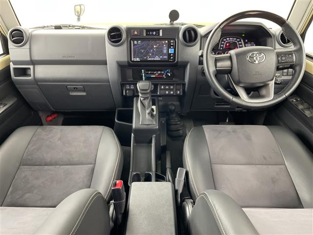 ランドクルーザー702.8 AX ディーゼル 4WD