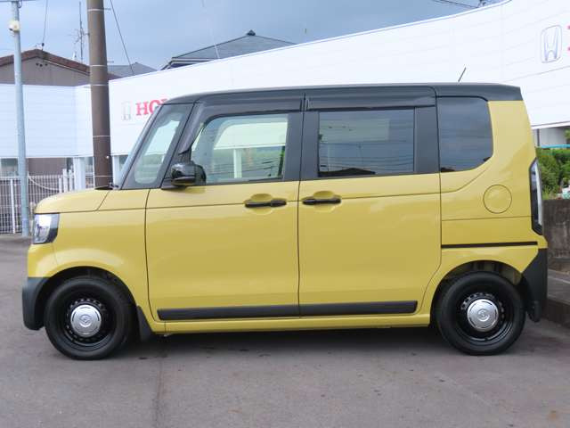 N-BOXジョイ 2トーン