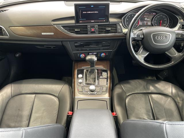 A62.8 FSI クワトロ 4WD