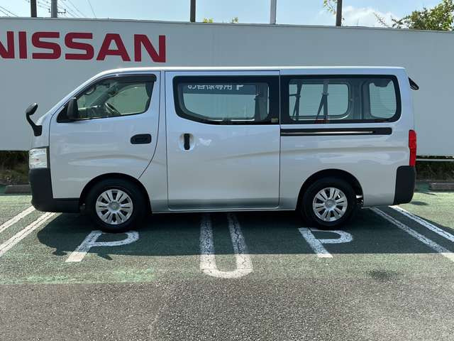 NV350キャラバン2.0 DX ロング
