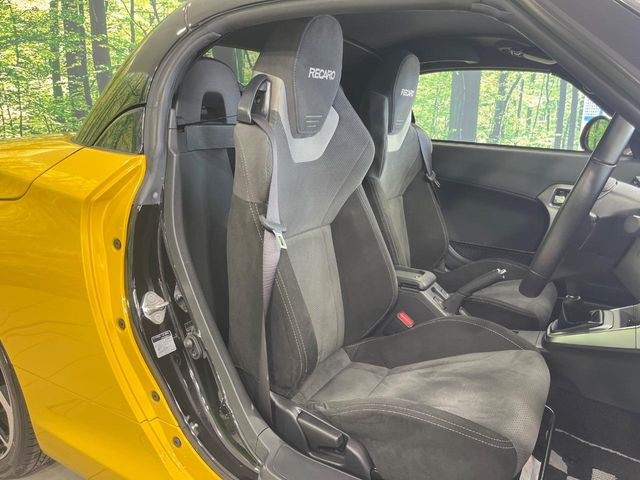 �yRECARO���o�P�b�g�V�[�g�z�l�ԍH�w�Ɋ�Â����ʈ����z�ɂ���č��ւ̕��S�Ⓑ���ԉ^�]���̔�J�������y������ڂŃ��J���Ƃ킩��X�|�[�e�B�ȃ��b�N�X�������ł��B