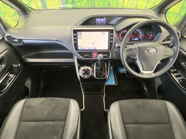 ヴォクシー2.0 ZS 煌III