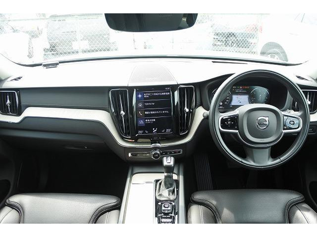 XC60D4 AWD インスクリプション ディーゼル 4WD