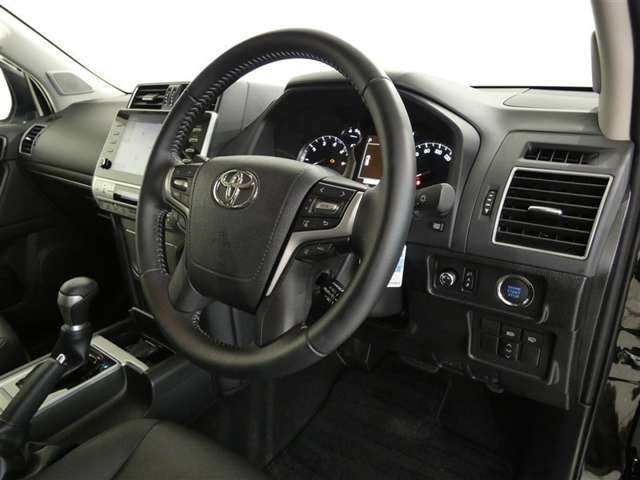 ランドクルーザープラド2.7 TX Lパッケージ マットブラック エディション 4WD