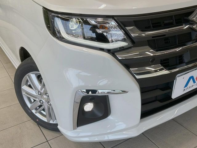�yLED�w�b�h���C�g�z���V����ԑ��s�����ǍD�Ȏ��E���m�ۂ����S���ĉ^�]�ł��鍂�P�xLED�w�b�h���C�g�𑕔�!�_�����x�������A����d�͂��}�����Ă��܂��B