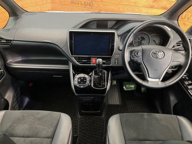 ヴォクシー2.0 ZS 煌III