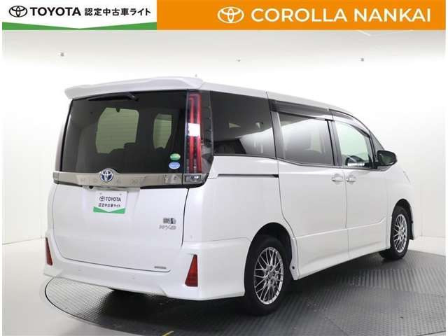 ノア1.8 ハイブリッド Si W×B II