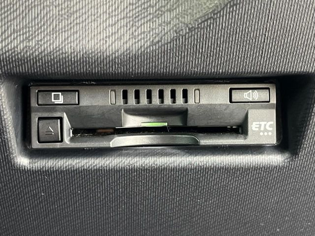 【ETC】高速道路の料金所をストレスなく通過!話題のスポットやサービスエリアに多い「スマートIC」利用時は必須のアイテムです。当店でセットアップを実施、ご納車当日からすぐにご利用いただけます!