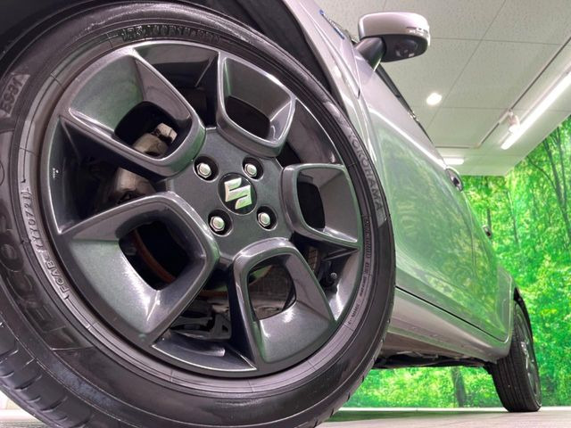 �y����16�C���`�A���~�z�C�[���z�O�ςɃ}�b�`���������A���~�z�C�[���𑕒����Ă���܂��B�e��ЊO�A���~�z�C�[����A�X�^�b�h���X�^�C�����戵�����Ă���܂��B���񂲑��k����������