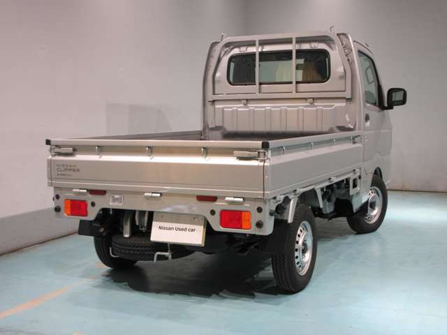 クリッパートラックDX 4WD