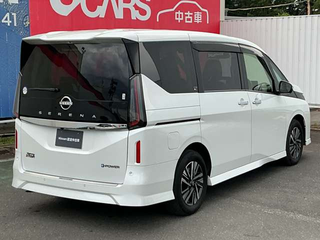 セレナ1.4 e-POWER ハイウェイスターV