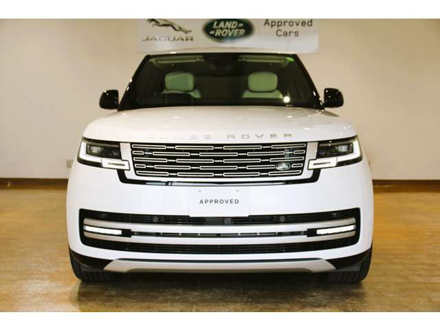 レンジローバーオートバイオグラフィ 3.0L P550e スタンダードホイールベース 4WD