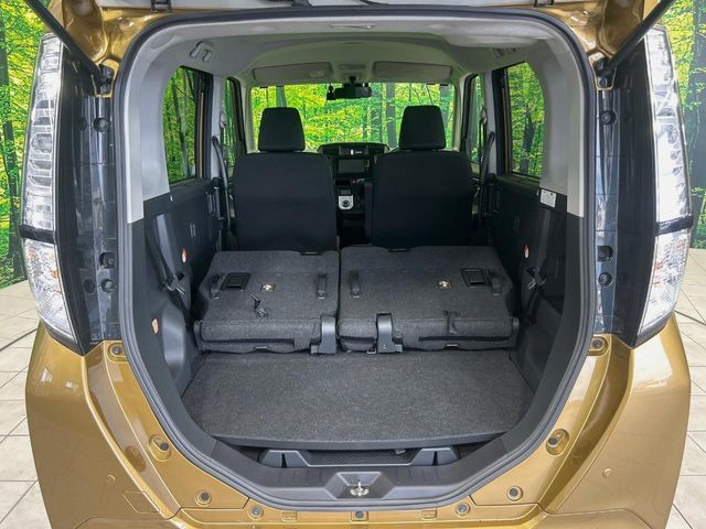 普段のお買い物や通勤、送迎等に十分な荷室スペースを確保しております。セカンドシートを倒すと、大きな荷物の積載も可能です♪