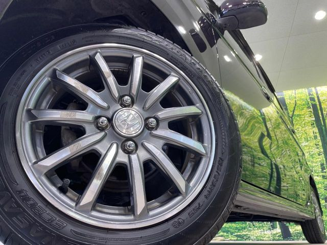 �y����14�C���`�A���~�z�C�[���z�O�ςɃ}�b�`���������A���~�z�C�[���𑕒����Ă���܂��B�e��ЊO�A���~�z�C�[����A�X�^�b�h���X�^�C�����戵�����Ă���܂��B���񂲑��k����������