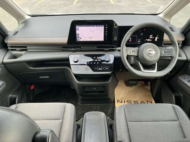セレナ1.4 e-POWER ハイウェイスターV
