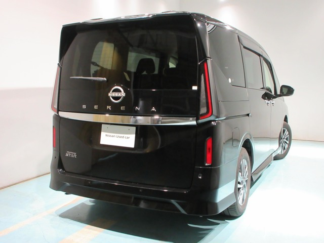 セレナ2.0 ハイウェイスターV 4WD