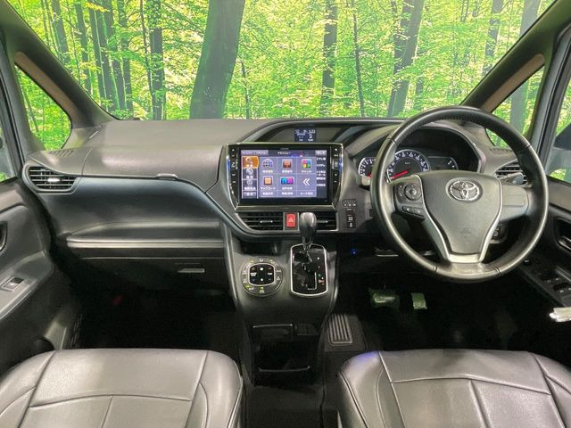 ヴォクシー2.0 ZS 煌