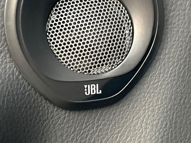 �yJBL�T�E���h�V�X�e���t�������i�r�z�[���̃i�r�@�\�͂������A���x�ȃ`���[�j���O�\�͂����ڂ���Ă���A�������ȉ��y�����y���݂��������܂���