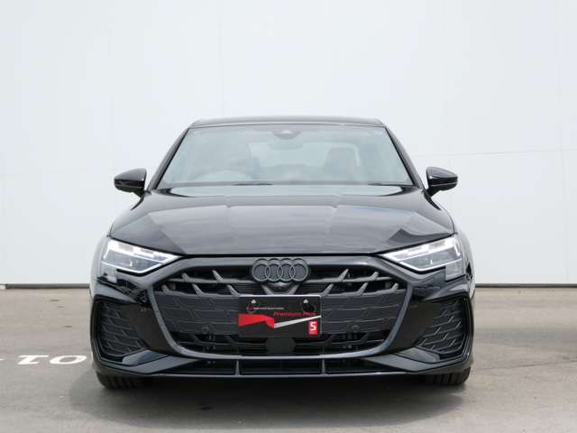 A3セダン30 TFSI Sライン