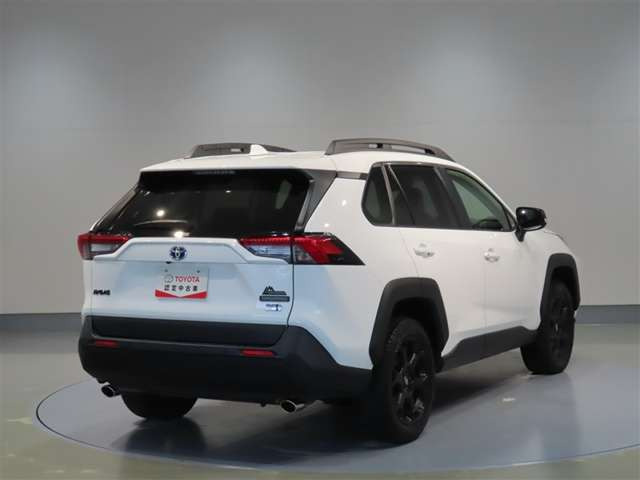 RAV42.5 ハイブリッド アドベンチャー オフロードパッケージ II E-Four 4WD