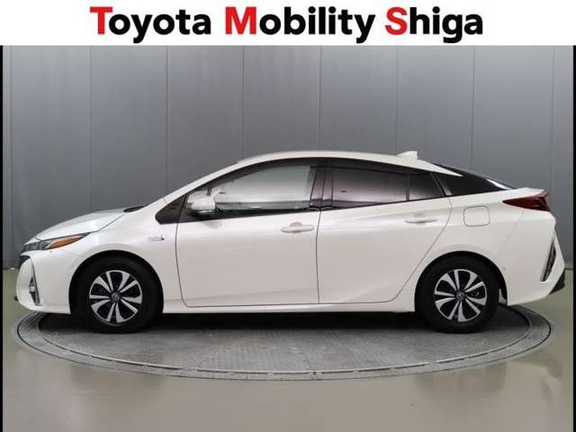 プリウスPHV1.8 S