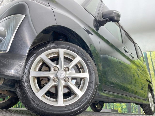 �y�����A���~�z�C�[���z�O�ςɃ}�b�`���������A���~�z�C�[���𑕒����Ă���܂��B�e��ЊO�A���~�z�C�[����A�X�^�b�h���X�^�C�����戵�����Ă���܂��B���񂲑��k����������