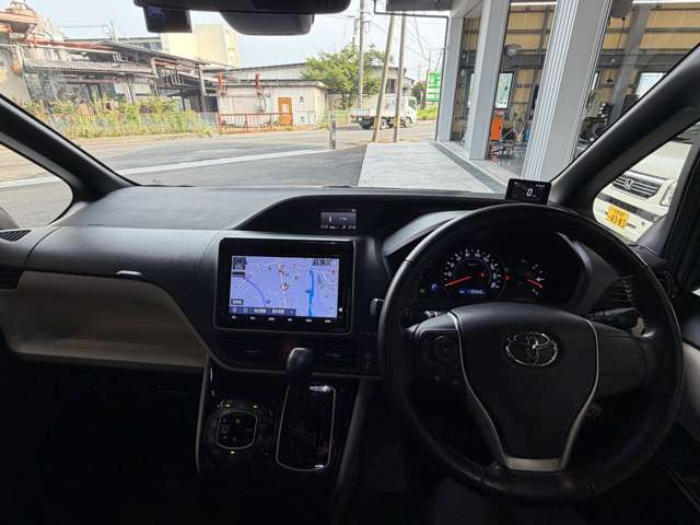 ノア2.0 Si W×B II 4WD