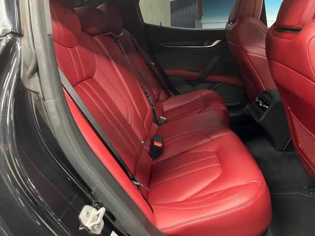 ���㕔���Ȃ��C�ɂȂ�悤�ȃL�Y�E�����ւ��蓙�A�傫�ȃ_���[�W�͂Ȃ��A�ǍD�ȏ�Ԃł��B