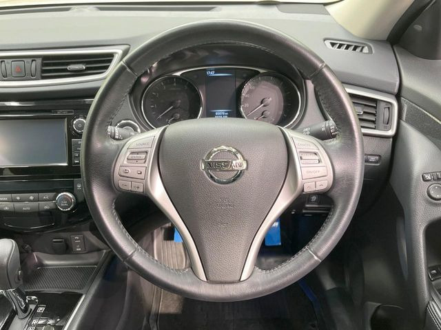 �y�X�e�A�����O�X�C�b�`�z�^�]���A�O������ڐ������炷���ƂȂ��A�I�[�f�B�I���̑��삪�\�ȕ֗��@�\!���S&���K�ȃh���C�u�����o���Ă���܂���