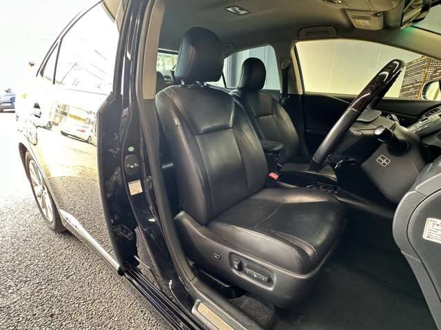 �^�]�Ȃ��L�X�Ƃ��Ă���^�]���₷�������������Ă��܂��������N���[�j���O�����{�ς݂ł��B