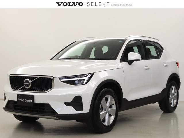 XC40エッセンシャル B3