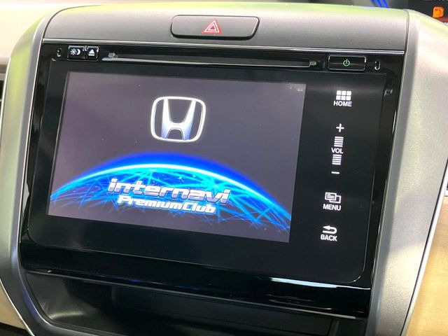 フリードハイブリッド